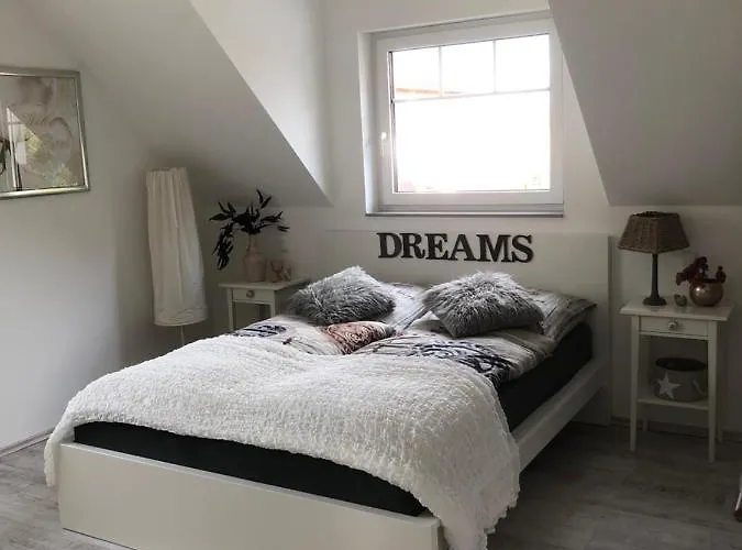 Daire Homeflair Niederkassel